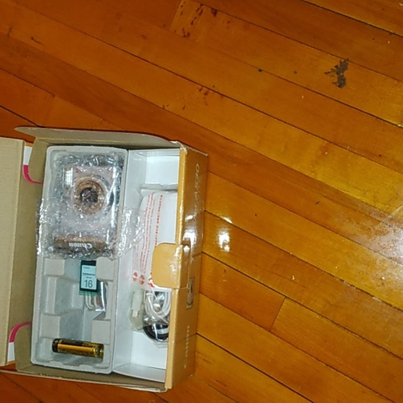 Canon Power shot 4530 NEW Electronics - Picture 3 of 4